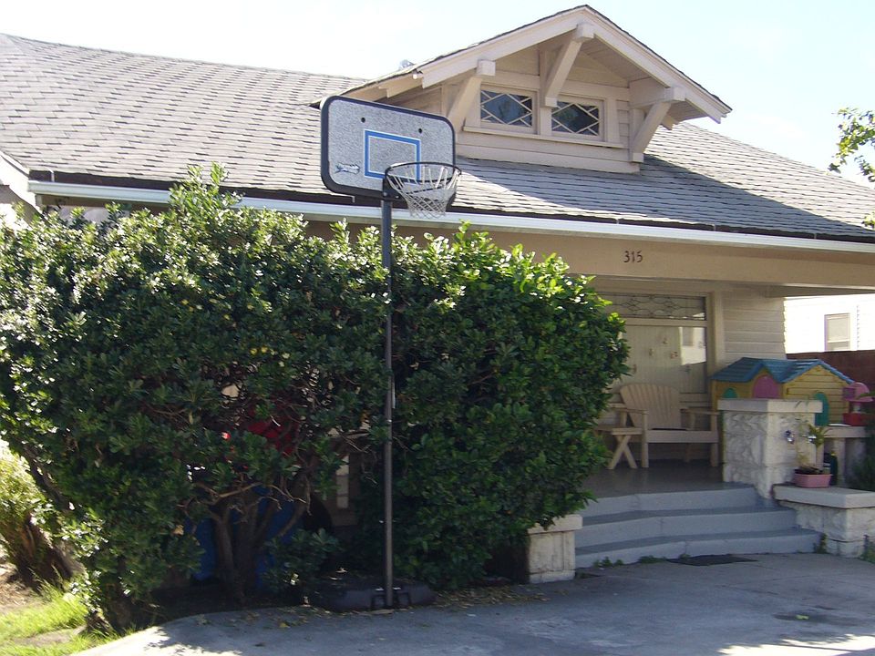 1st image of 315 N Heliotrope Dr