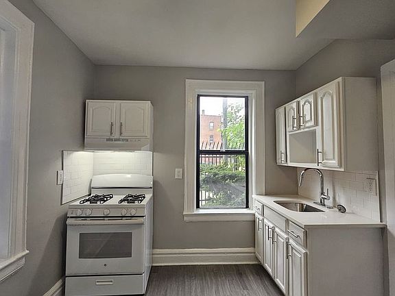 3rd image of 70-74 S Arlington Ave #5