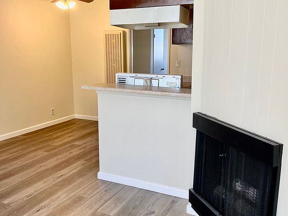 5th image of 18550 Prairie St #23