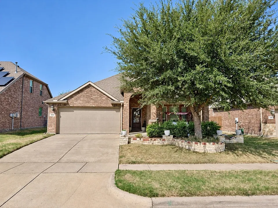 112 Rustic Oak Ln