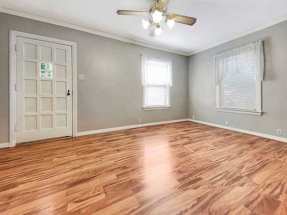2nd image of 2470 N Kentucky Ave