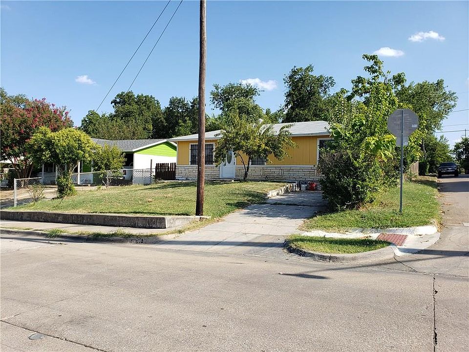 1st image of 500 E Pafford St