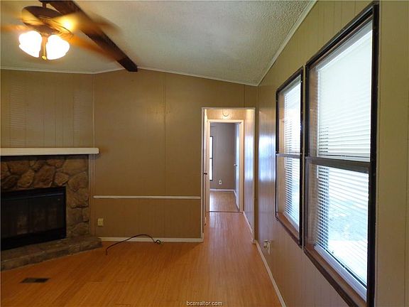 4th image of 12111 Robin Dr