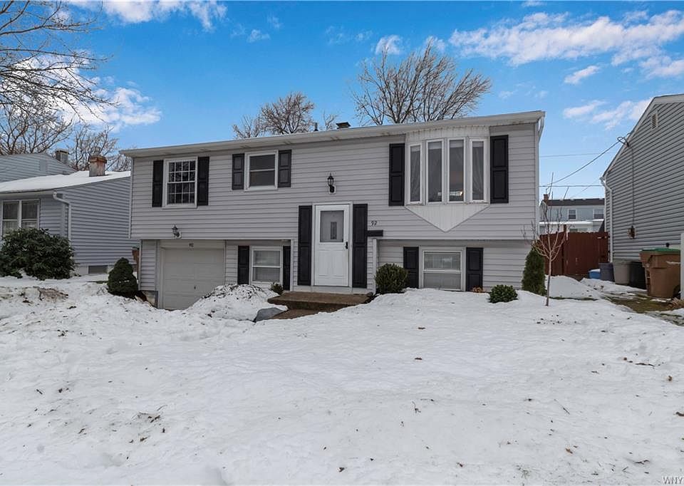 1st image of 92 W Toulon Dr