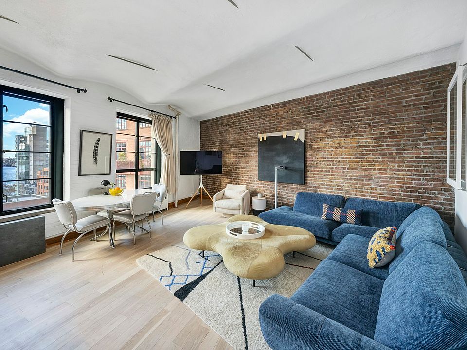 1st image of 720 Greenwich St APT 9D