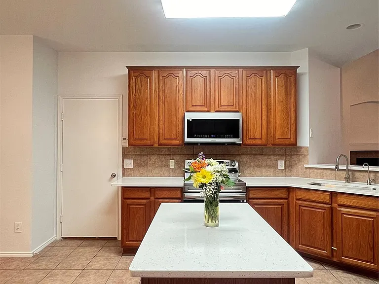 1309 Heather Brook Dr — Photo 21