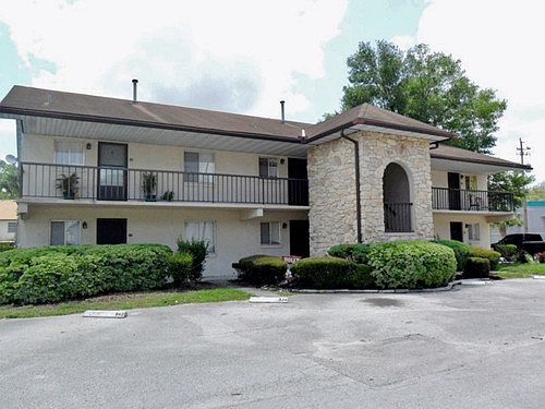 2nd image of 839 Orchid Springs Dr