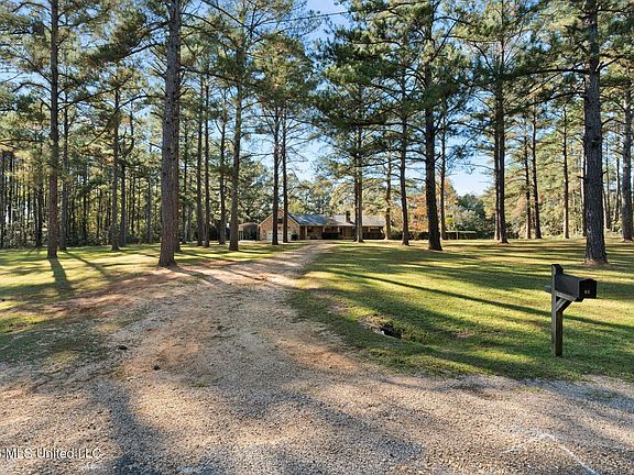 4th image of 86 Haddox Rd