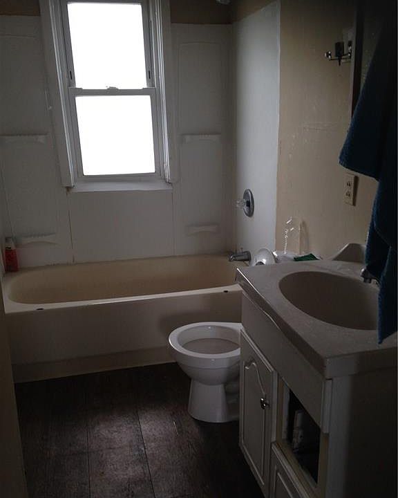 2nd image of 13 Arthur St