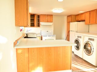 1811 Perry Ave #1811, Bremerton, WA 98310