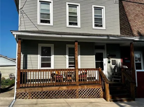 111 S Oak St, Summit Hill, PA 18250