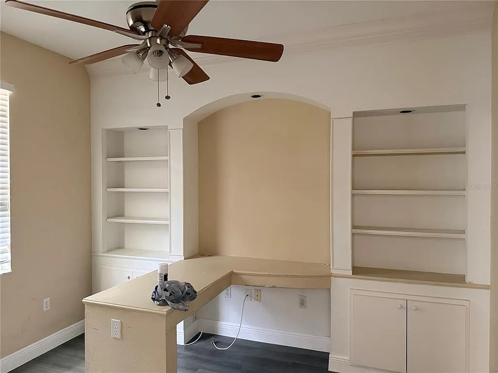 4 bed, 4.0 bath, 2845 sqft, $4,000 — Photo 4
