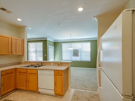 2nd image of 6431 Quarterbridge Ln