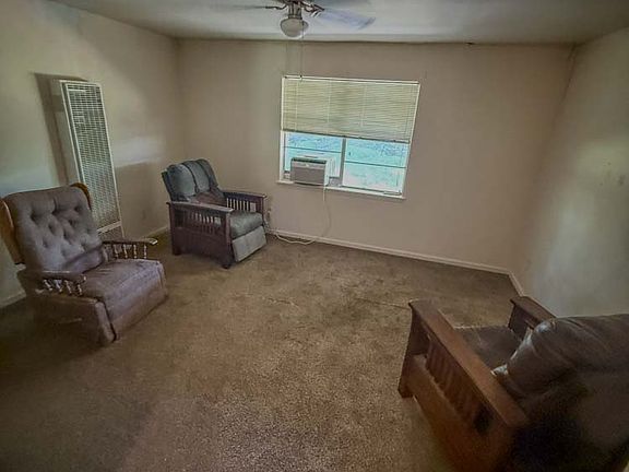 4th image of 349 6th St