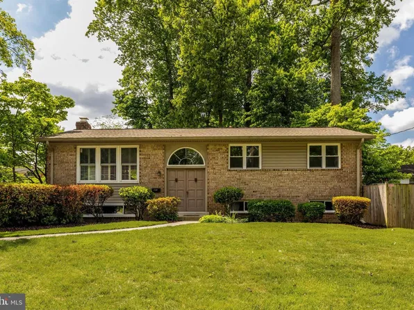 8803 Kenilworth Dr, Springfield, VA 22151