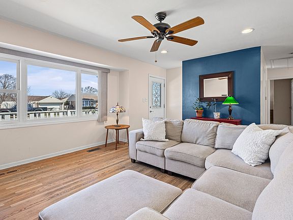 3rd image of (Undisclosed Address)