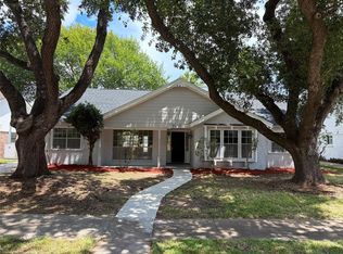 7610 Westwind Ln, Houston, TX 77071