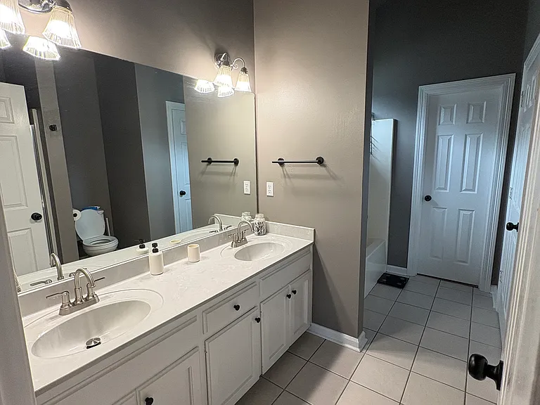 240 Briarhaven Dr — Photo 9