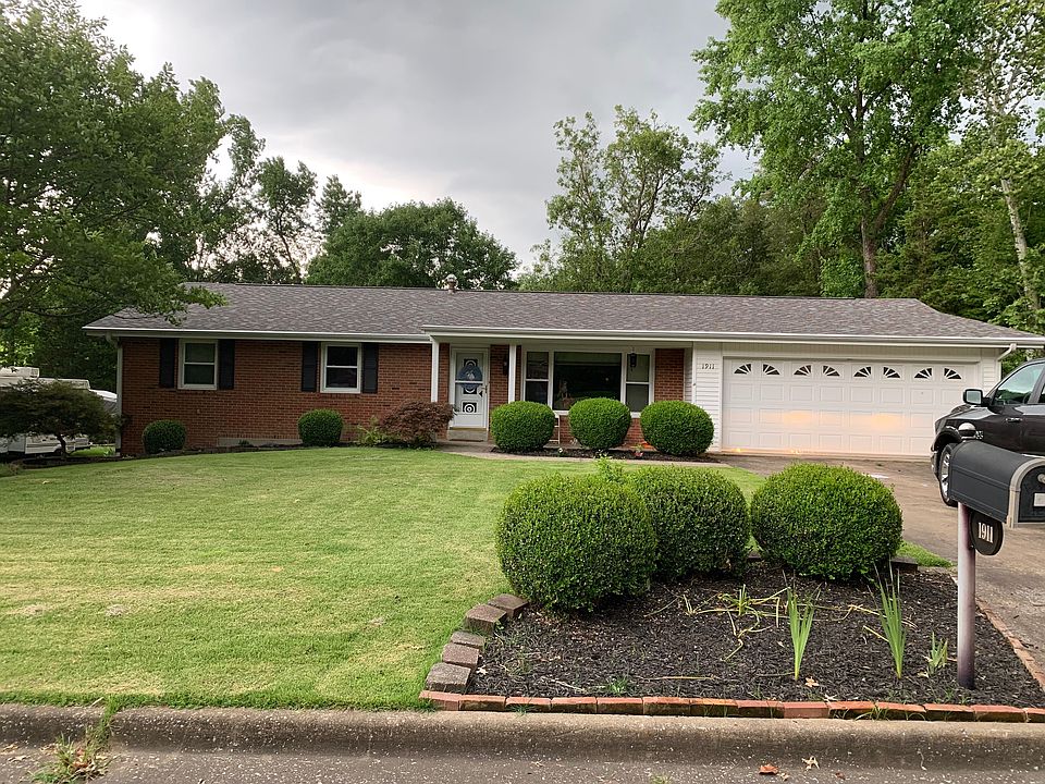 1st image of 1911 Robin Hood Cir