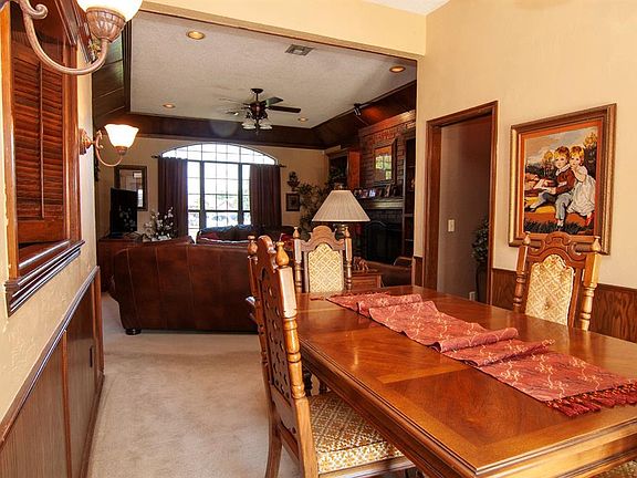 5th image of 13125 Willowcrest Ln