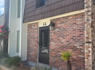 527 Front Beach Dr APT 44, Ocean Springs, MS 39564