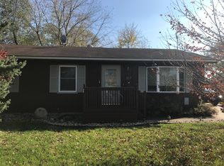 517 River Forest Rd, Evansdale, IA 50707