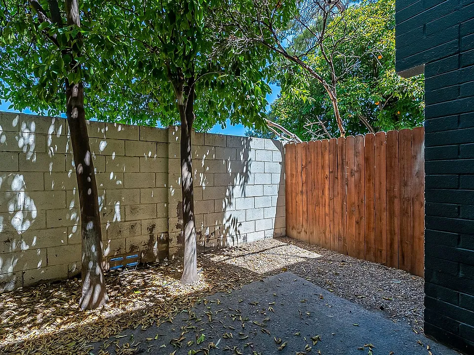 Private outdoor area shown at 1801 West Tuckey Lane.