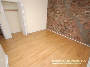 146 Endicott St #10C, Boston, MA 02113