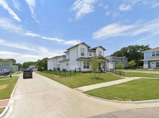1904 Sena St, Denton, TX 76201