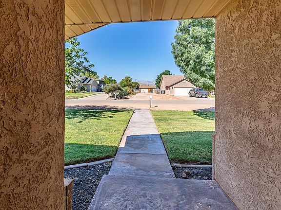 5th image of 3125 S 2750 East Cir