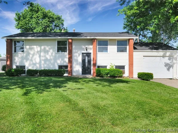 1310 Longfellow Drive, Jeffersonville, IN 47129