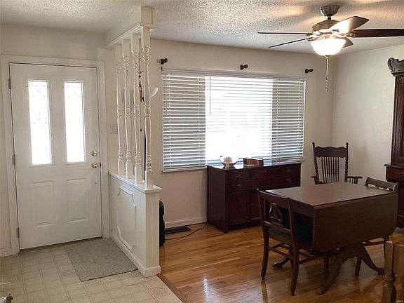 2nd image of 3835 Via Miralesta Dr