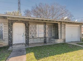 7527 Dell Oak Dr, San Antonio, TX 78218
