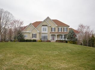 18285 Chestnut Grove Ct, Purcellville, VA 20132