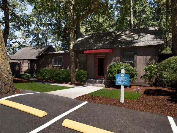 The Crossing Apartments