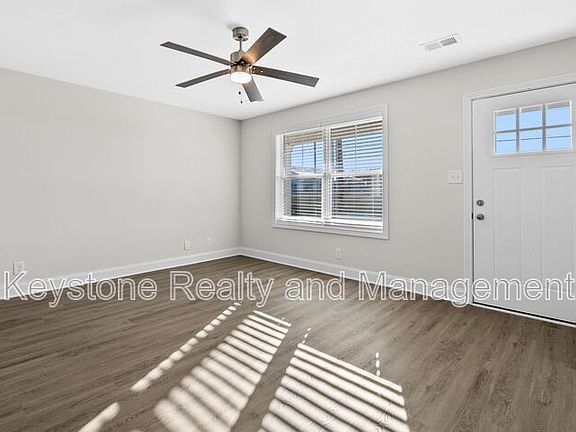3rd image of 105 Mace Ln Unit A