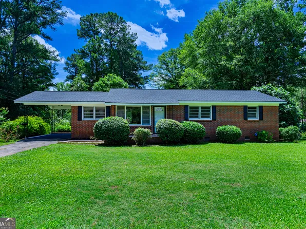 116 Preston Pl, Lagrange, GA 30241