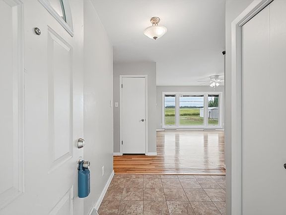 3rd image of 702 Wilson Ave