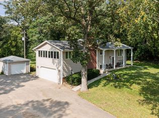 2625 Valley Rd, Maple Plain, MN 55359