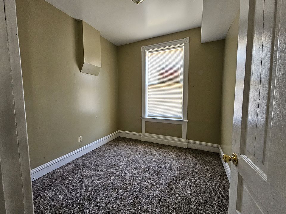 Bedroom #1