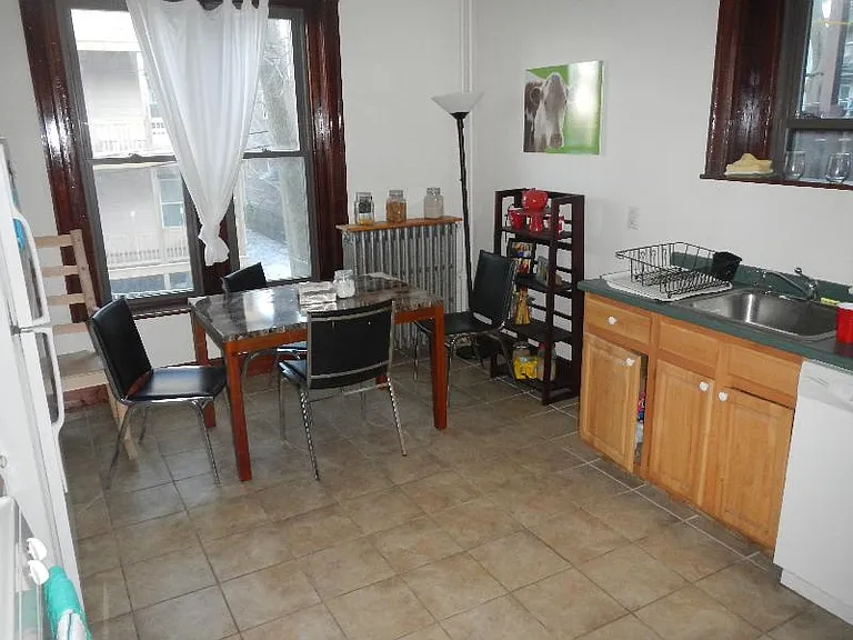 174 Saint Alphonsus St #2A — Photo 3