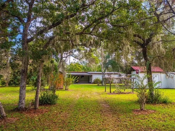 23242 NE 158th Ct, Fort Mc Coy, FL 32134