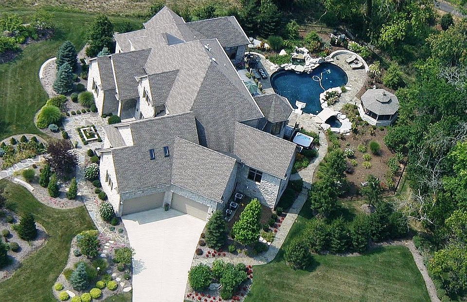 1st image of 4941 Woodhaven Dr