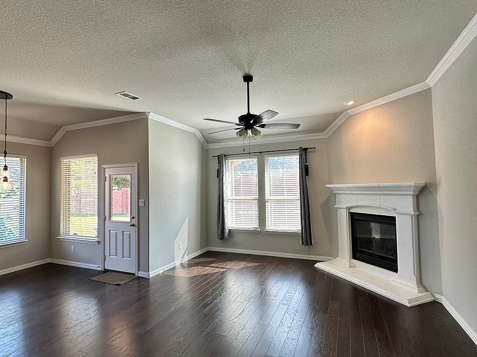 Living Room + Fireplace