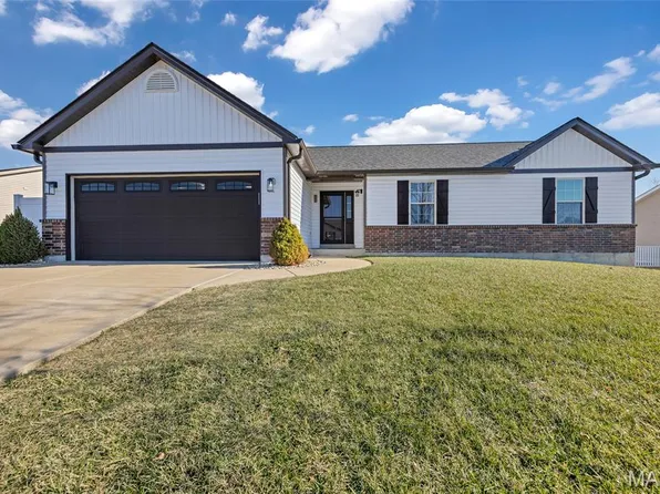 90 Brookshire Creek Dr, Wentzville, MO 63385
