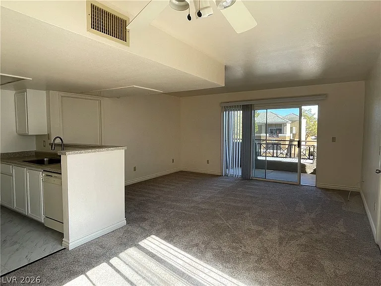 8070 W Russell Rd #2109 — Photo 8