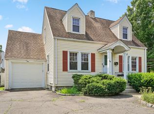 40 Winfield St, Norwalk, CT 06855