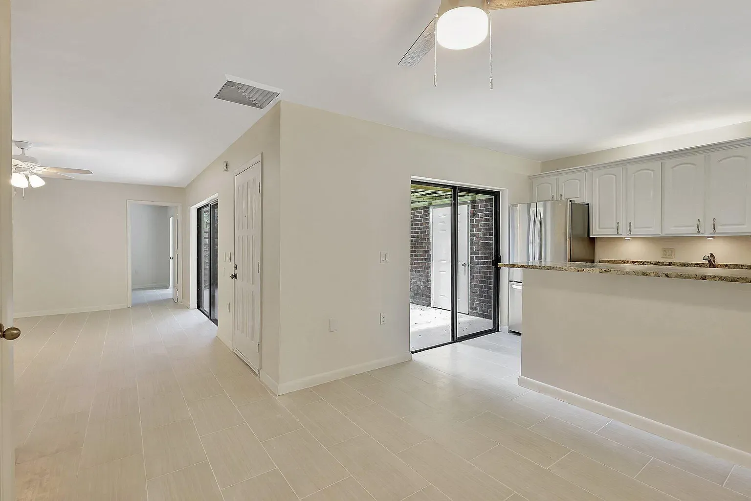 533 5th Ter — Photo 1