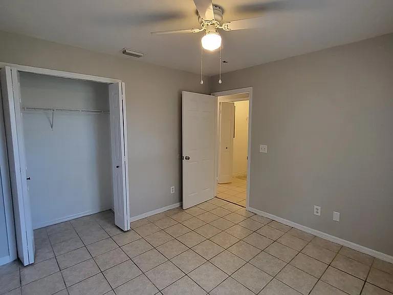 2145 Pauldo St — Photo 14