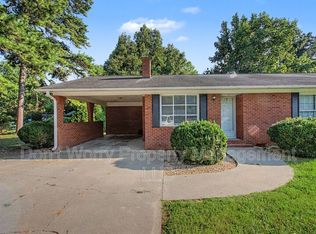1112 Pine Top Rd, Lexington, NC 27295